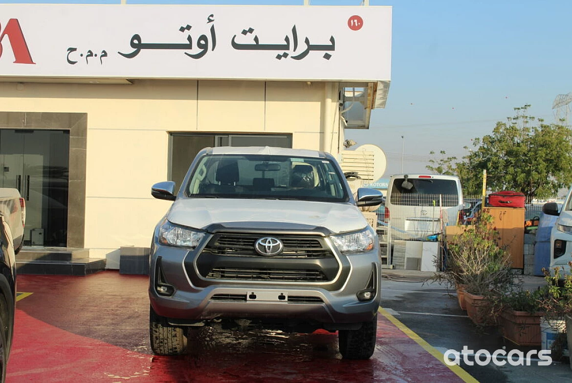 TOYOTA HILUX , 2.4L DISEL , DOUBLE CAB , 4X4 , AUTOMATIC TRANSMISSION , ALLOY WHEELS , REAR CAMERA , SCREEN , 2022MY