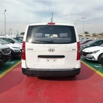 Hyundai H1, 2.4L Petrol , 12Seats, Model 2020 Used