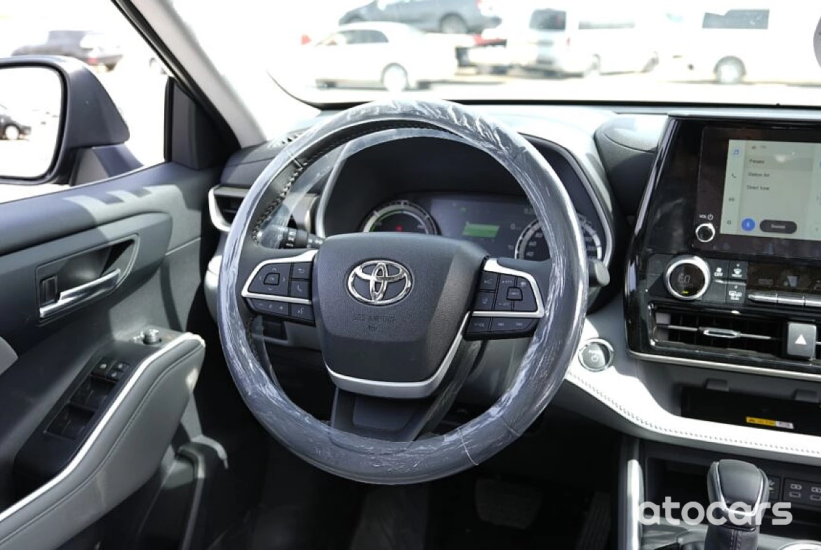 Toyota Highlander GLE Hybrid 2023 AWD 2.5L 4Cyl