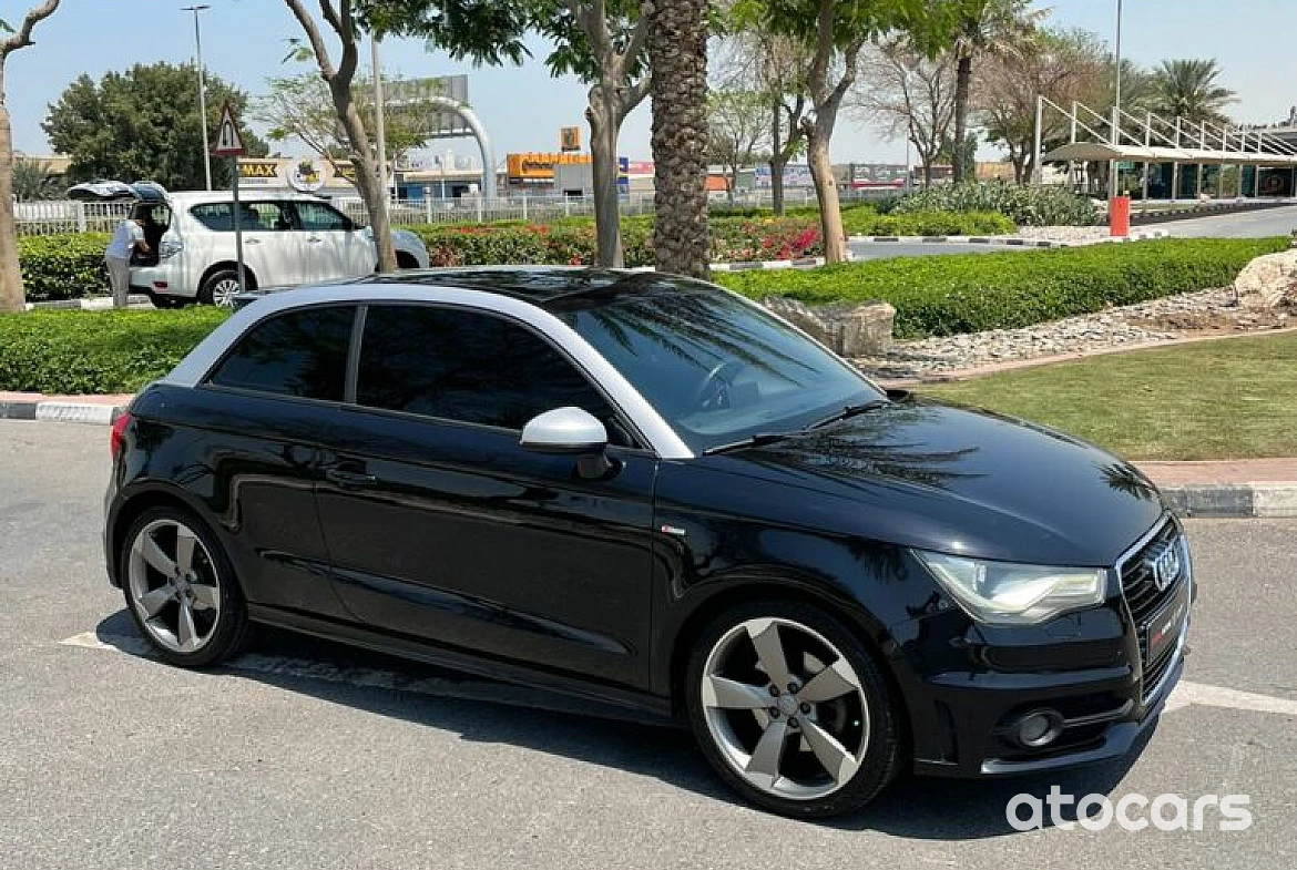 Audi A1 FWD 2011