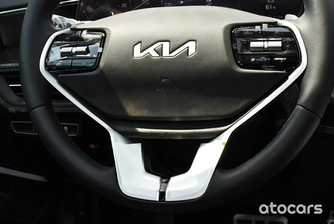 Kia K8 3.5L AWD 2023 Model Year