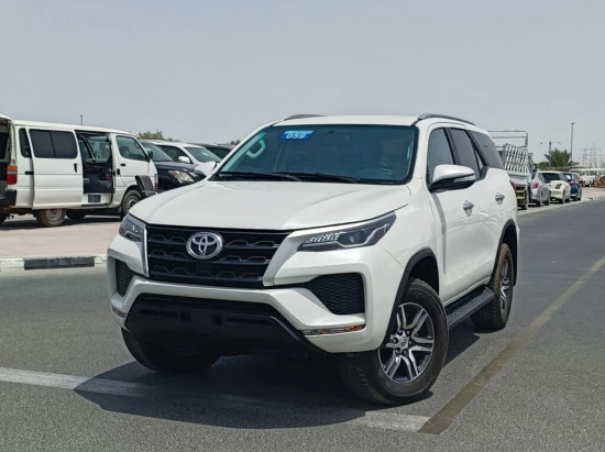 TOYOTA FORTUNER EXR 2.7L V4 PETROL 2022 MODEL YEAR WHITE