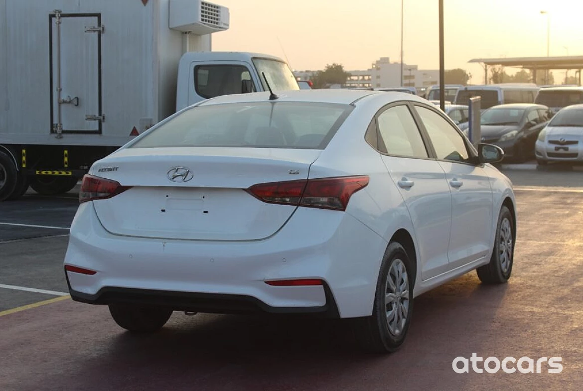 Hyundai Accent 4 DOORS USED 2020 MODEL YEAR WHITE