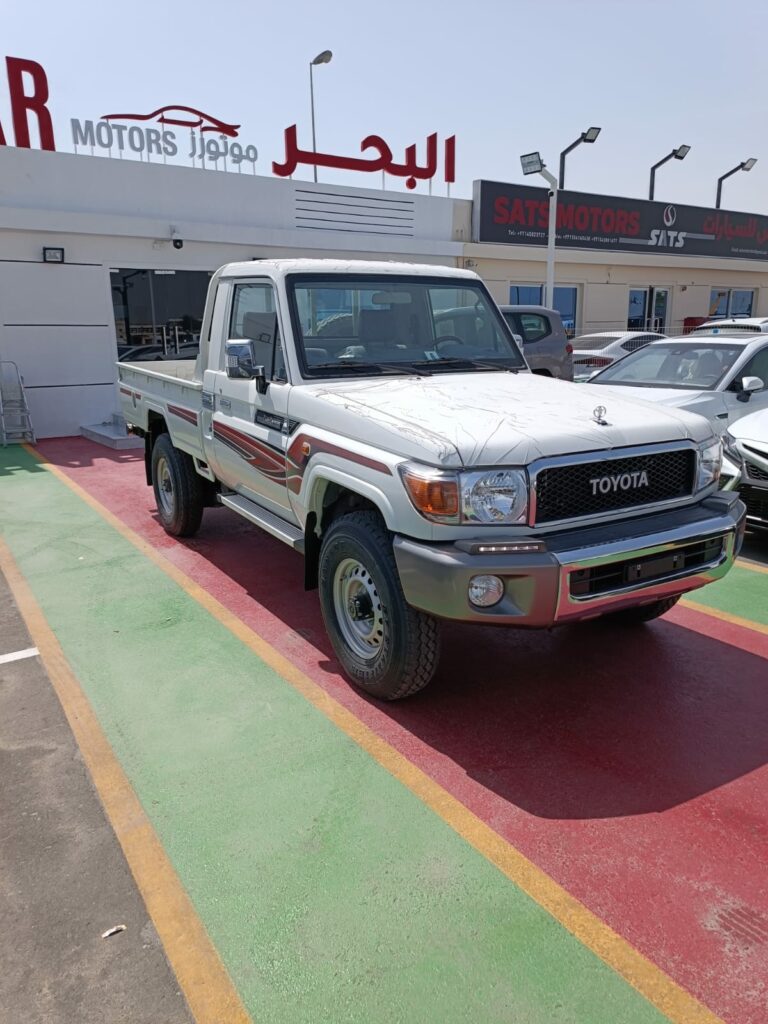 TOYOTA LAND CRUISER PICK UP 4.0L S/C MODEL 2020 - Atocars
