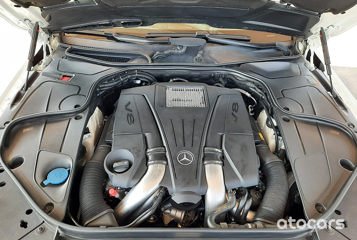 Mercedes-Benz S550 Twin-turbocharged 4.6-liter V8 Petrol 2014 White