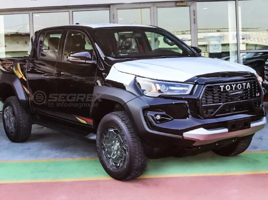 Toyota Hilux 4.0L 2024 model year black color 4WD A/T