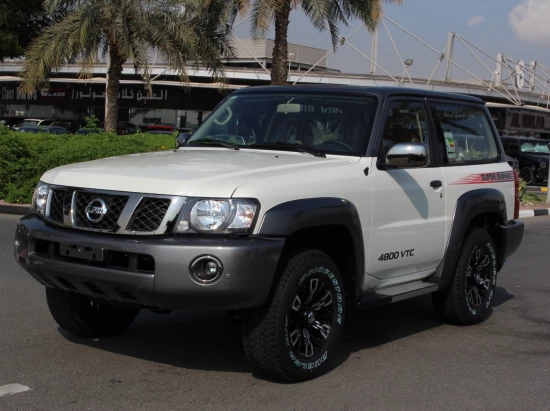 NISSAN PATROL SUPER SAFARI A/T 2023 MODEL YEAR GCC SPECS DEALAR WARRANTY