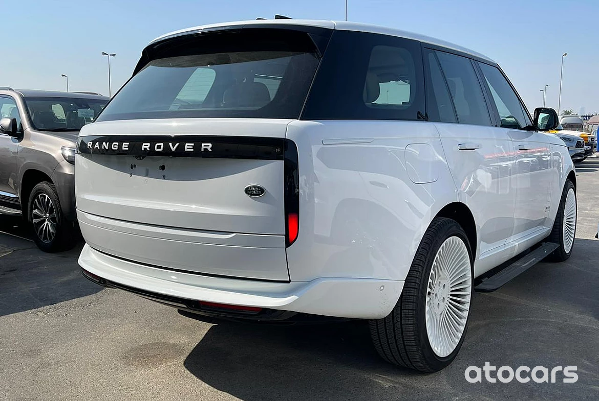 Land Rover Range Rover Vouge V8 2023 Model Year White Color