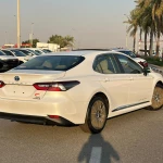Toyota Camry GLE 2.5L Petrol FWD 2022 Model Year White