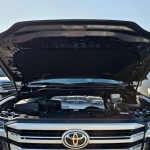 Toyota Land Cruiser VXR Full Option 5.7L Petrol 4wd 2017 Model Year