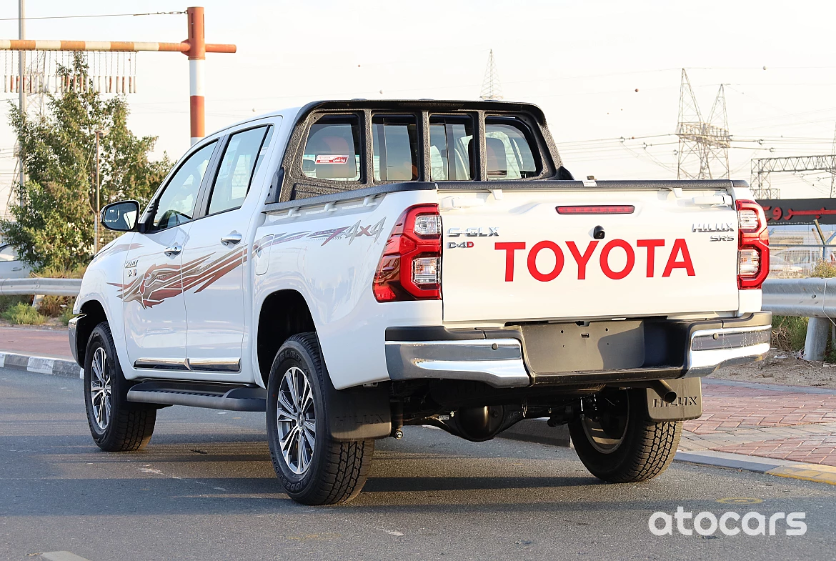 TOYOTA HILUX 2.4L V4 2024 MODEL YEAR MANUAL DOUBLE CABIN