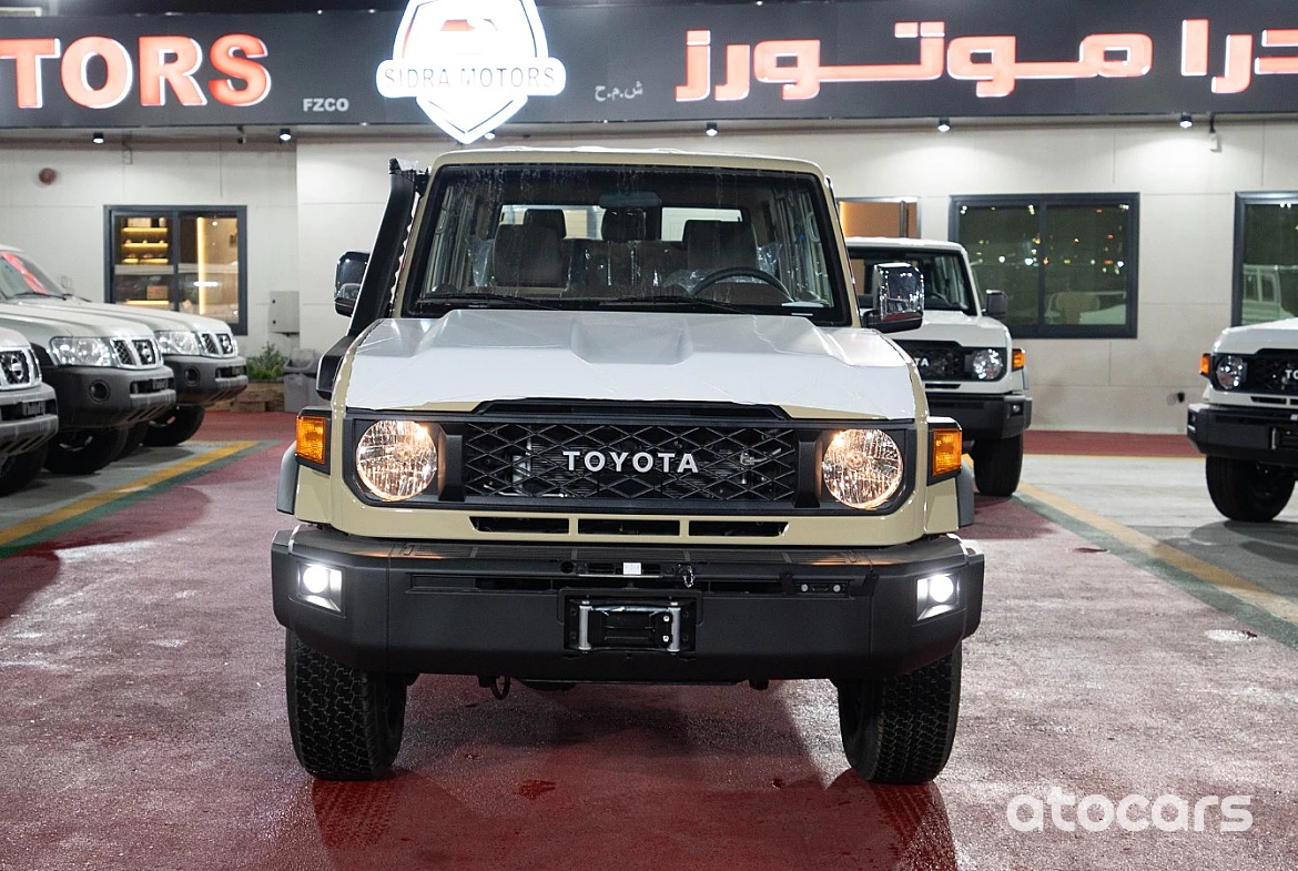 Toyota Land Cruiser Hardtop LC76 2024 Model Year 4.0L m/t Limited Edition