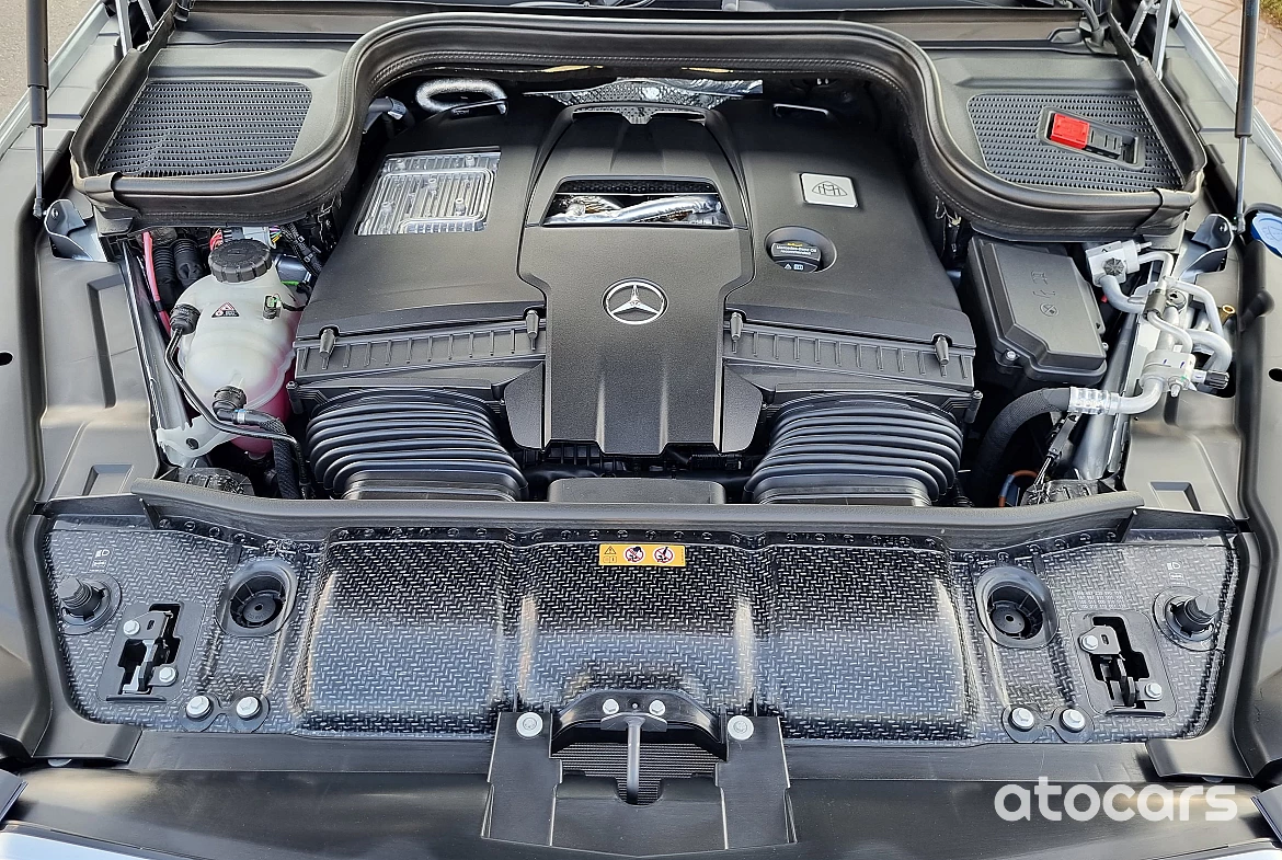 Mercedes-Benz Maybach GLS600 4.0L Petrol V8 2023 Model Year