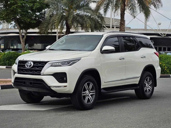 TOYOTA FORTUNER EX.R 2.7L PETROL 4WD 2021 MODEL YEAR WHITE