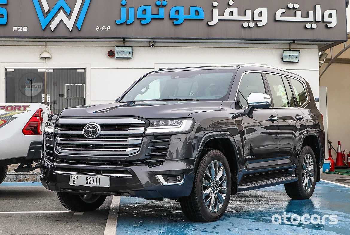 Toyota Land Cruiser 3.5L VXR Twin Turbo 2023 Model Year for Export and UAE