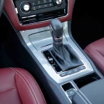 MG RX5 2.0 AWD Luxury 2023 Model Year Black inside Black & Red