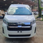 2023 TOYOTA HIACE COMMUTER 2.8L DIESEL AUTOMATIC 15 SEATER HIGH ROOF