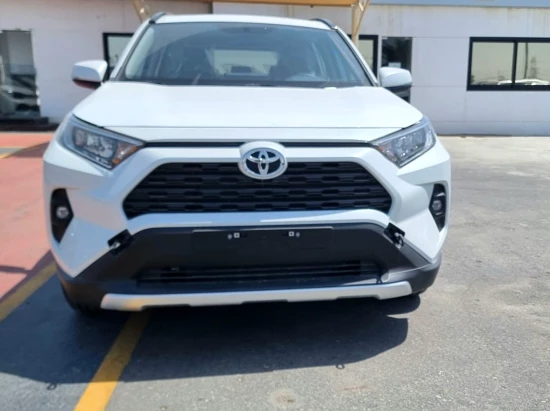 Toyota RAV4 2.5L XLE 2024 Model Year White Color