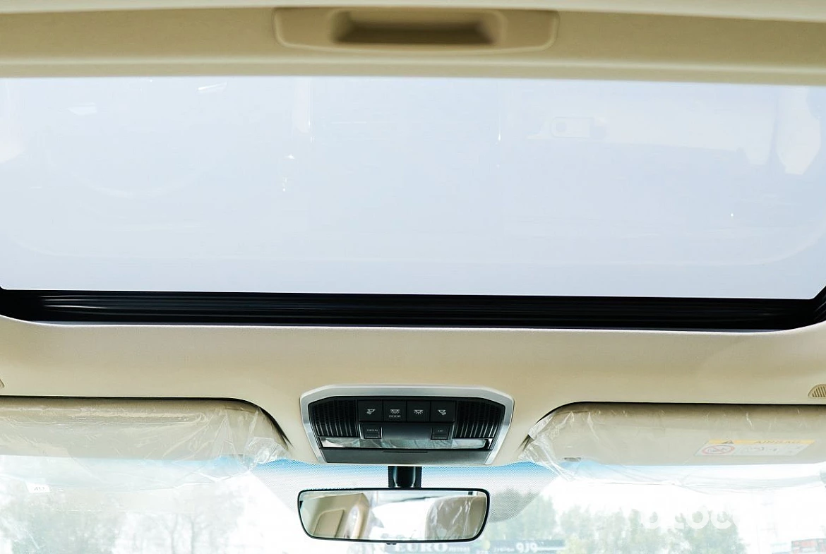 Toyota Land Cruiser 2025 LC300 Petrol White Color