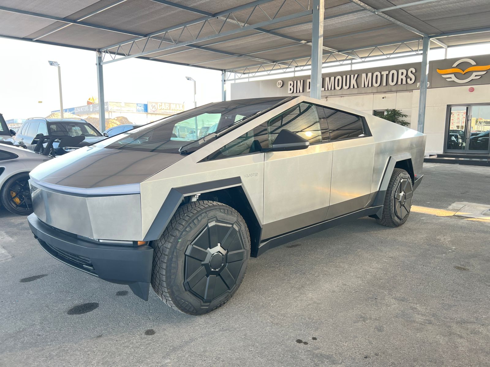 Tesla Cybertruck 2025 Model Year Foundation Series - Atocars