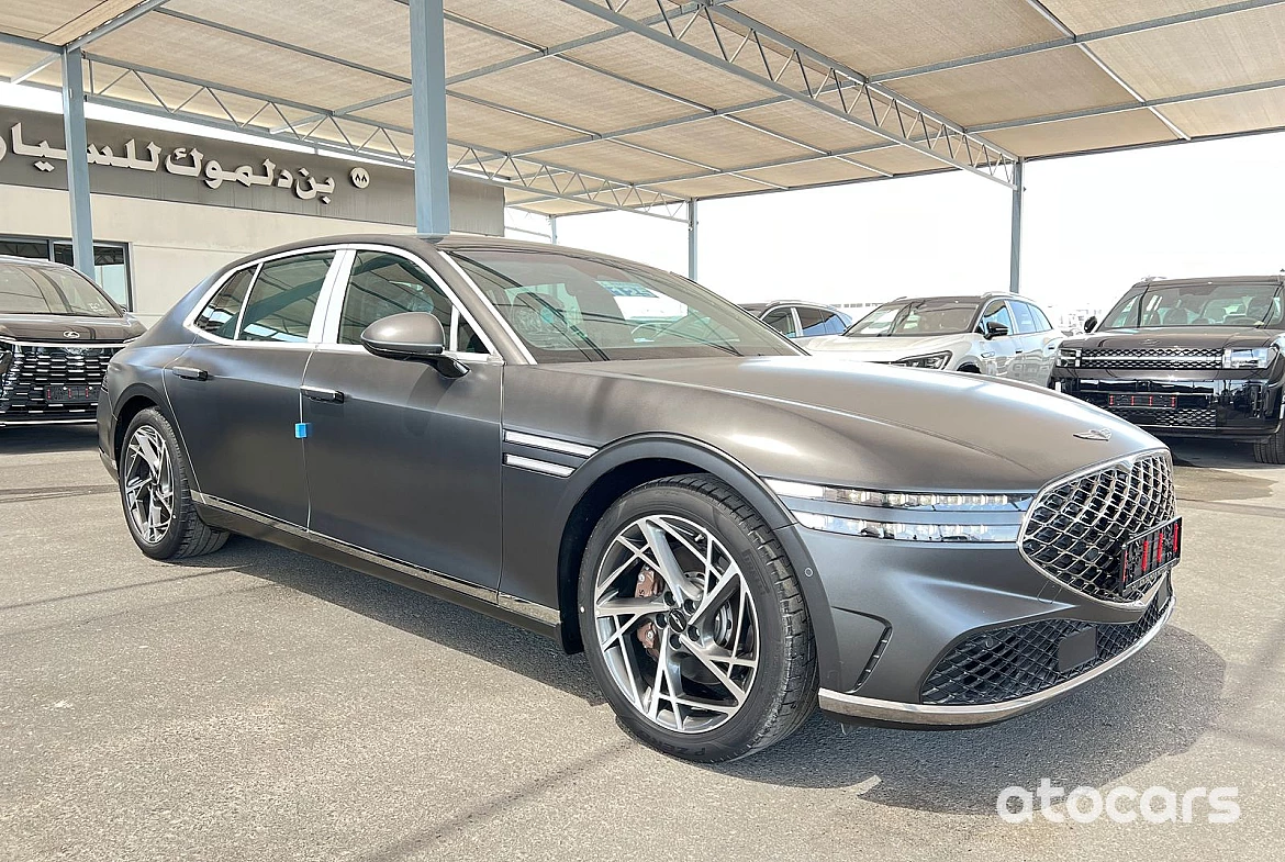 Genesis G90 Royal 3.5L 2025 Model Year Twin Turbo Premium Matt Gray Color