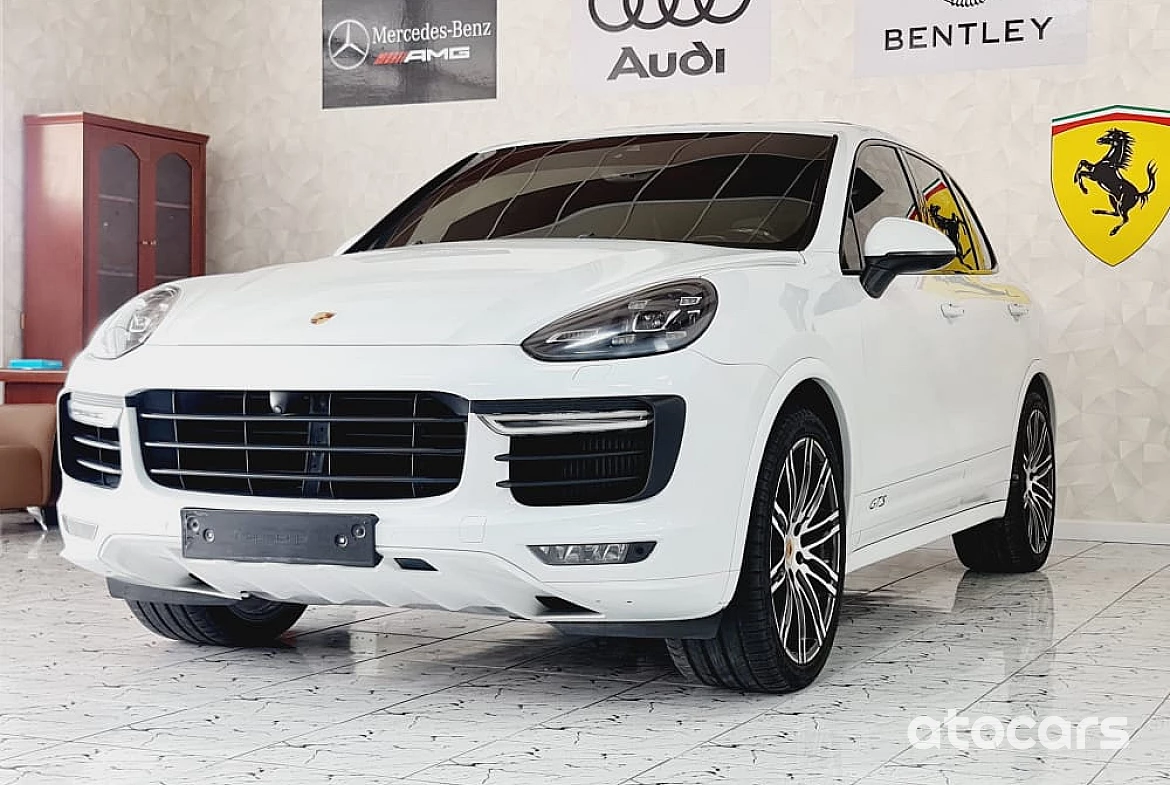 AED 2590/ MONTH - PORSCHE CAYENNE GTS - 2016 - FULLY LOADED - IMMACULATE CONDITION