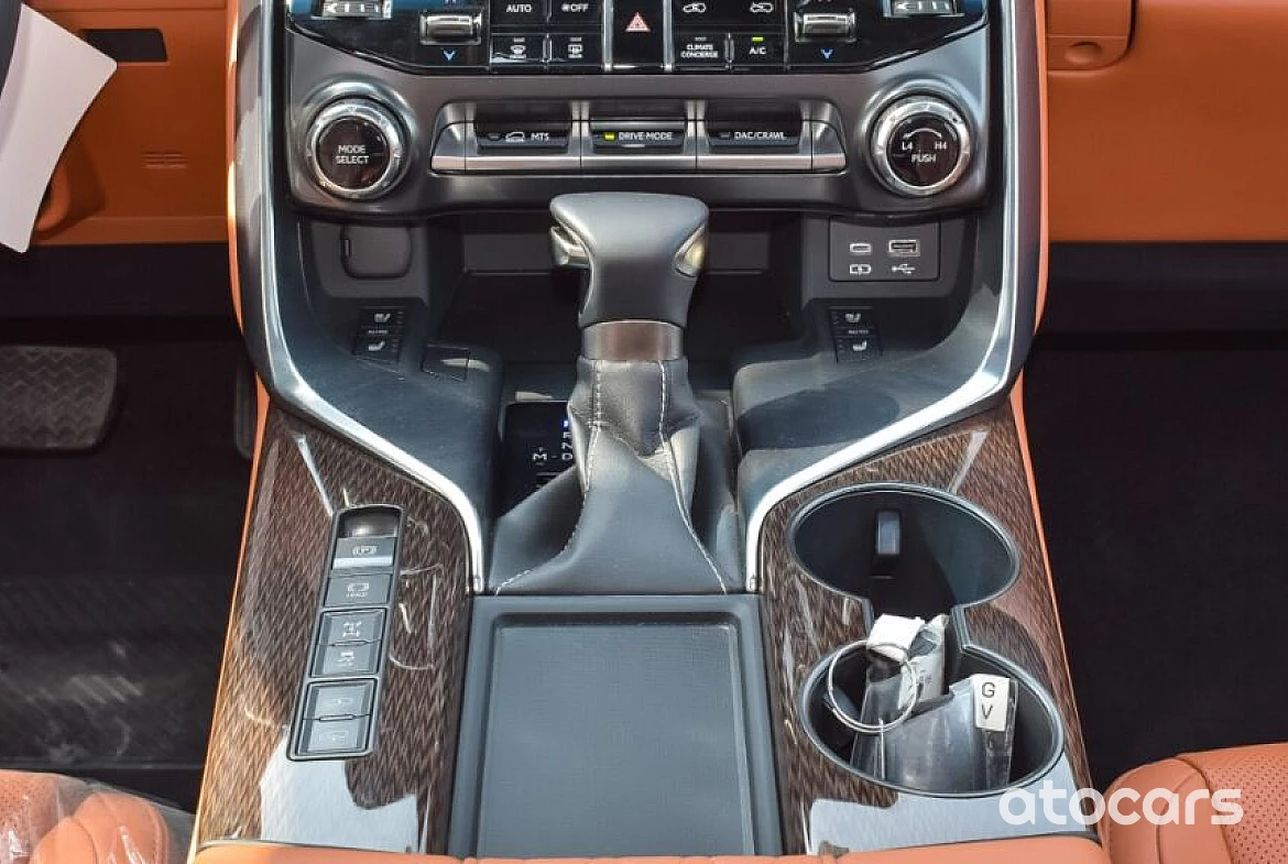 LEXUS LX 600 2022 VIP 4WD 3.5L 6Cyl Twin Turbo