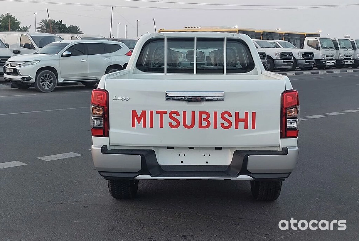 Mitsubishi L200 | FC2 | 4x4 D/Cab Diesel GLS | M/T White | 2023 | Export Only