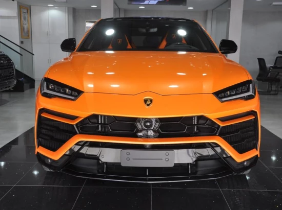 Lamborghini Urus PEARL CAPSULE EDITION - 2022 petrol automatic