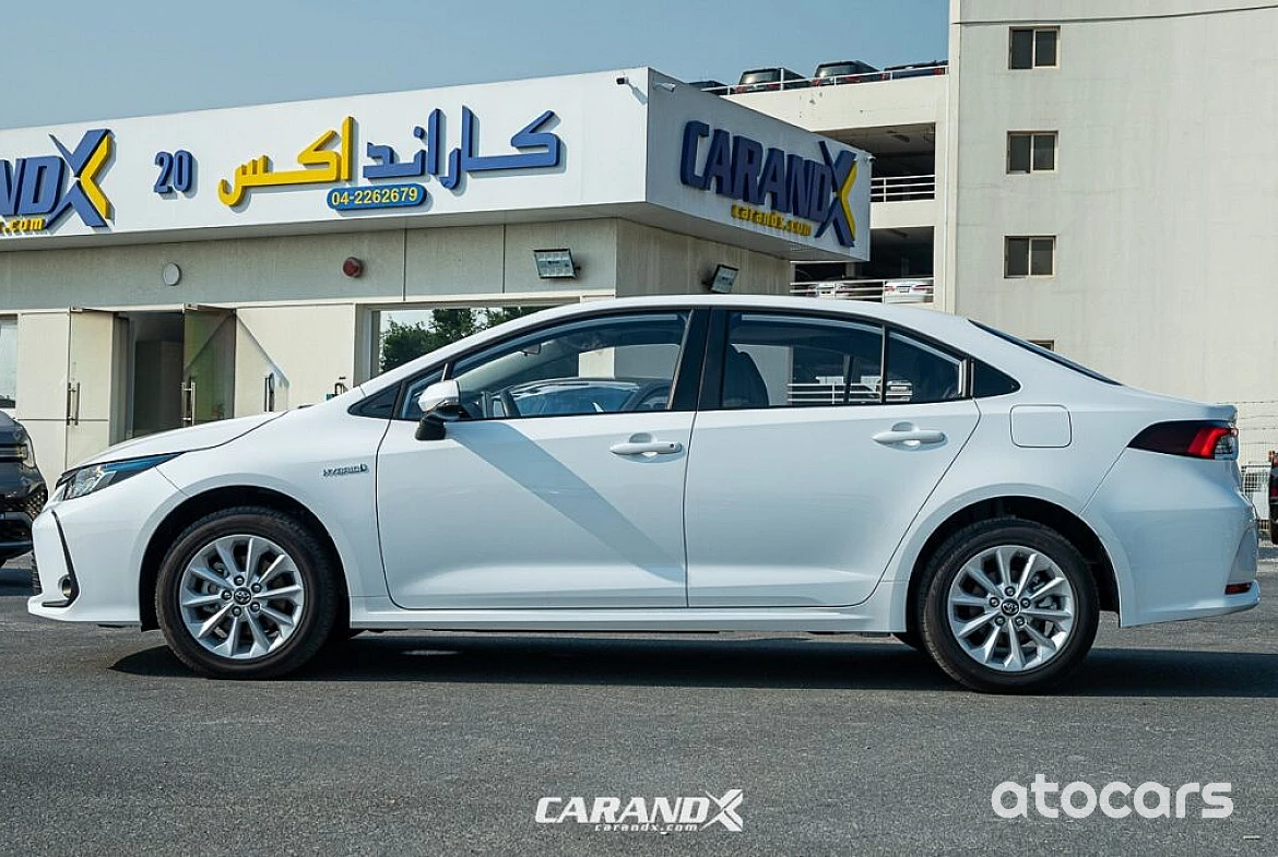 Toyota Corolla Hybrid 1.8L 4Cyl A/T with Sunroof 2022