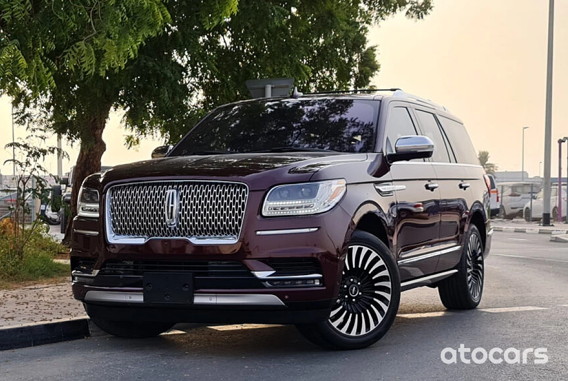 2018 Lincoln Navigator Presidential Agency Warranty Full Service History GCC Perfect Condition