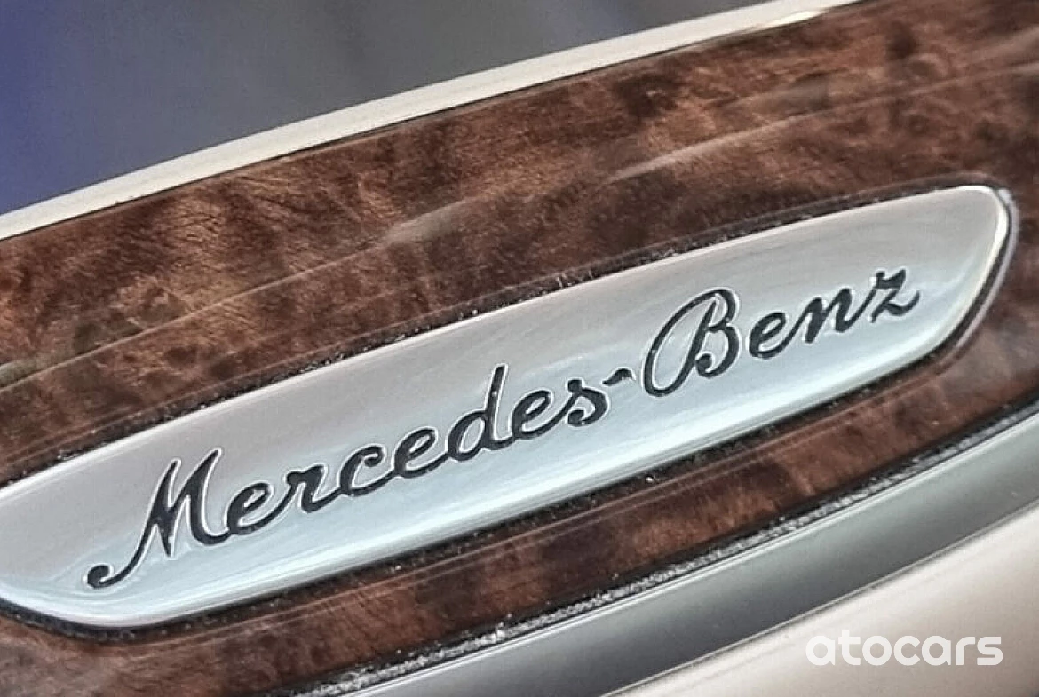 2015 Mercedes S600 Maybach 6.0L V12 - Only 13000Kms