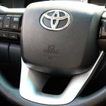 Toyota Hilux 2021 Petrol 2.7