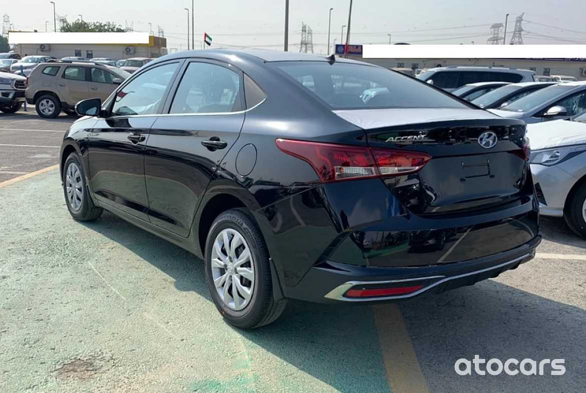 Hyundai accent black 2020 discount