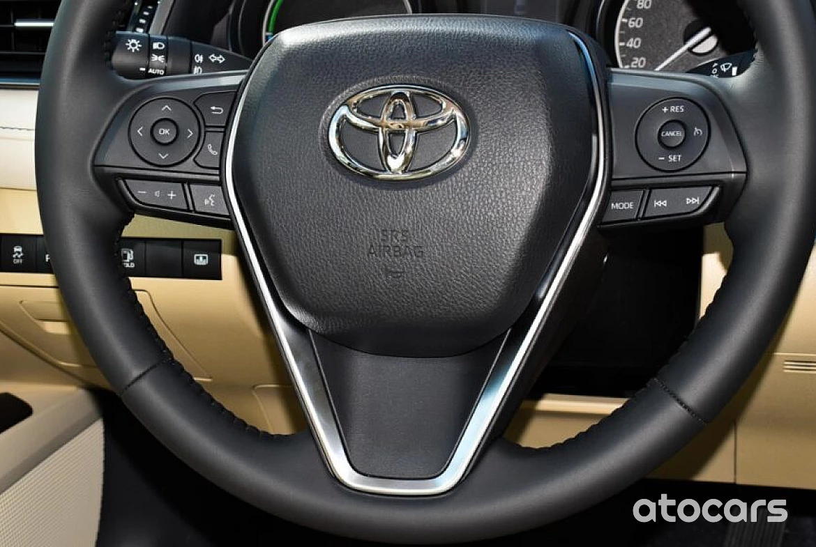 Toyota Camry GLE 2.5l hybrid 2023