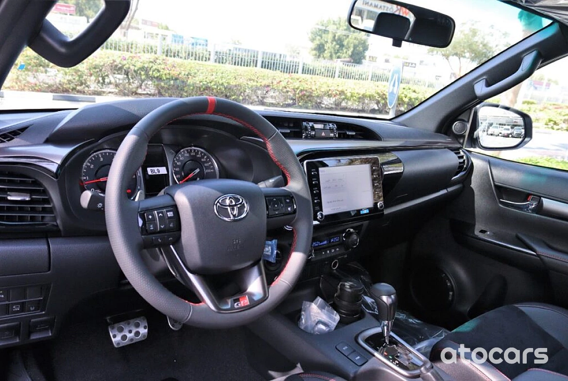 Toyota Hilux GR Sport 2.8L diesel 2023
