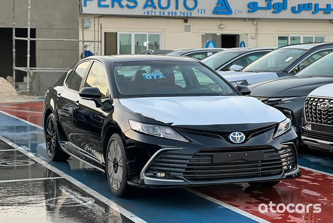 Toyota Camry 2.5L hybrid full options with JBL 2023