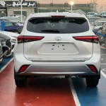 Toyota Highlander 3.5L petrol Platinum fully loaded 2022