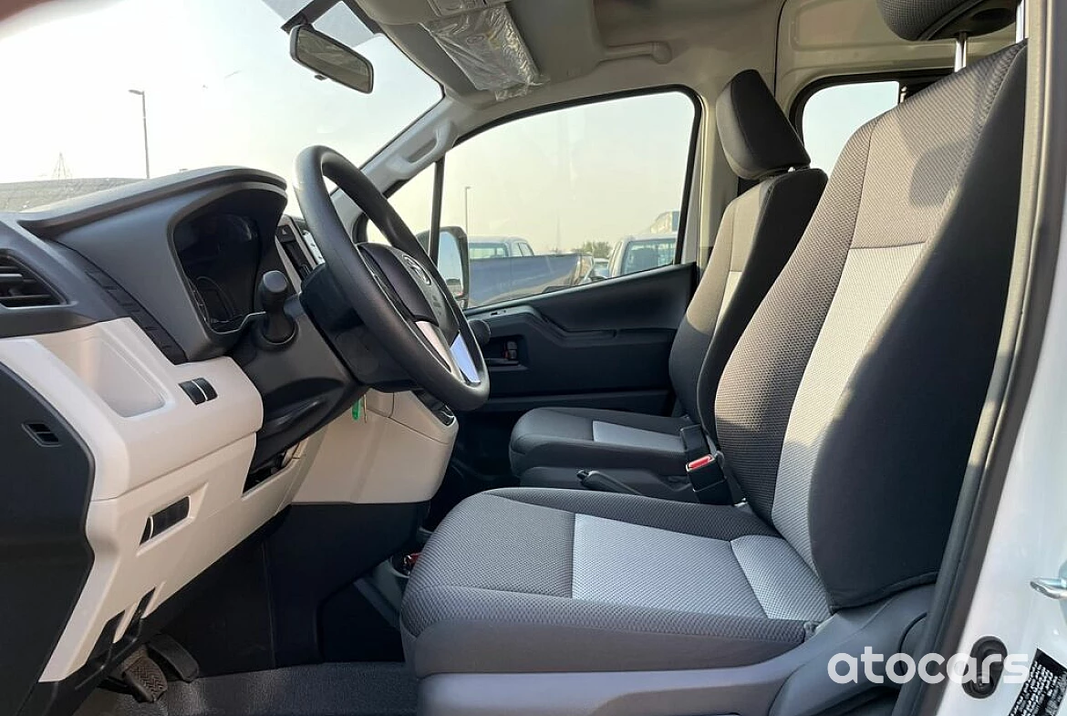 2022 Van High Roof Toyota Hiace 3.5L , 13 seats , 3 point seat belt