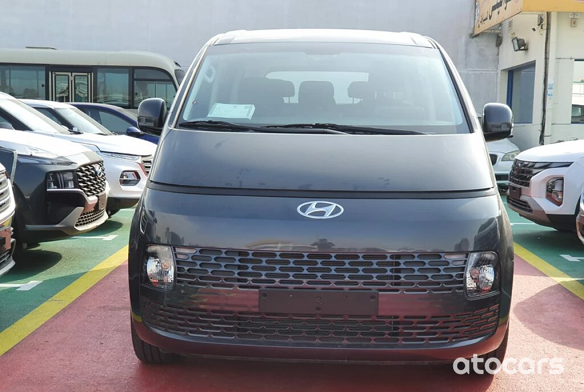 Hyundai Staria Van 3.5P, 11 Seats, Model 2023 Mid Option