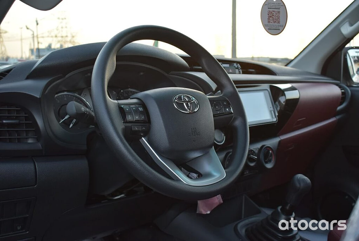 Toyota Hilux SR5 Single Cab 2.7L M/T 2022